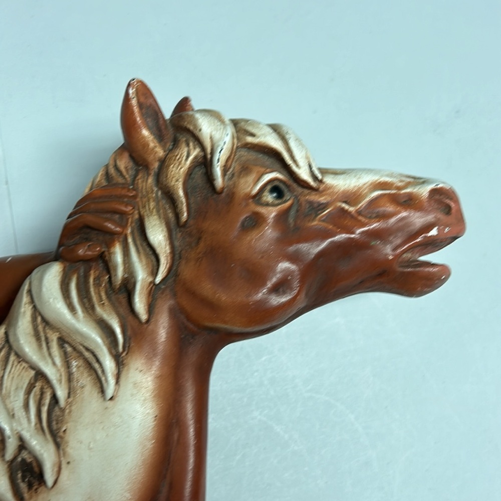Vintage 1960’s American Indian On Horse Wall Decor - Picture 5 of 9